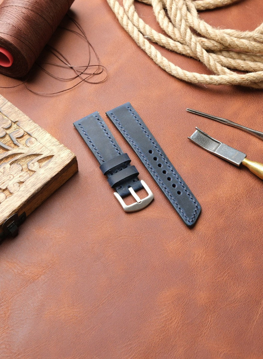 Classic Watch Berdik Leather Strap - Blue