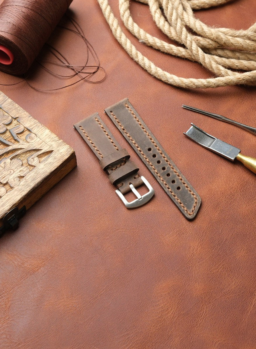 Classic Watch Berdik Leather Strap - Brown