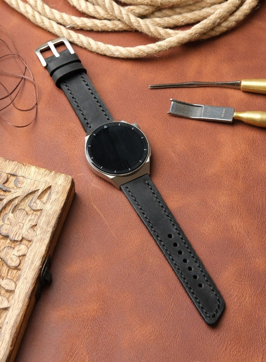 Classic Watch Berdik Leather Strap - Black