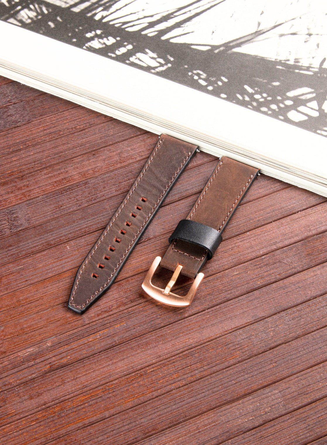 Classic Watch Dissam Leather Strap - Brown